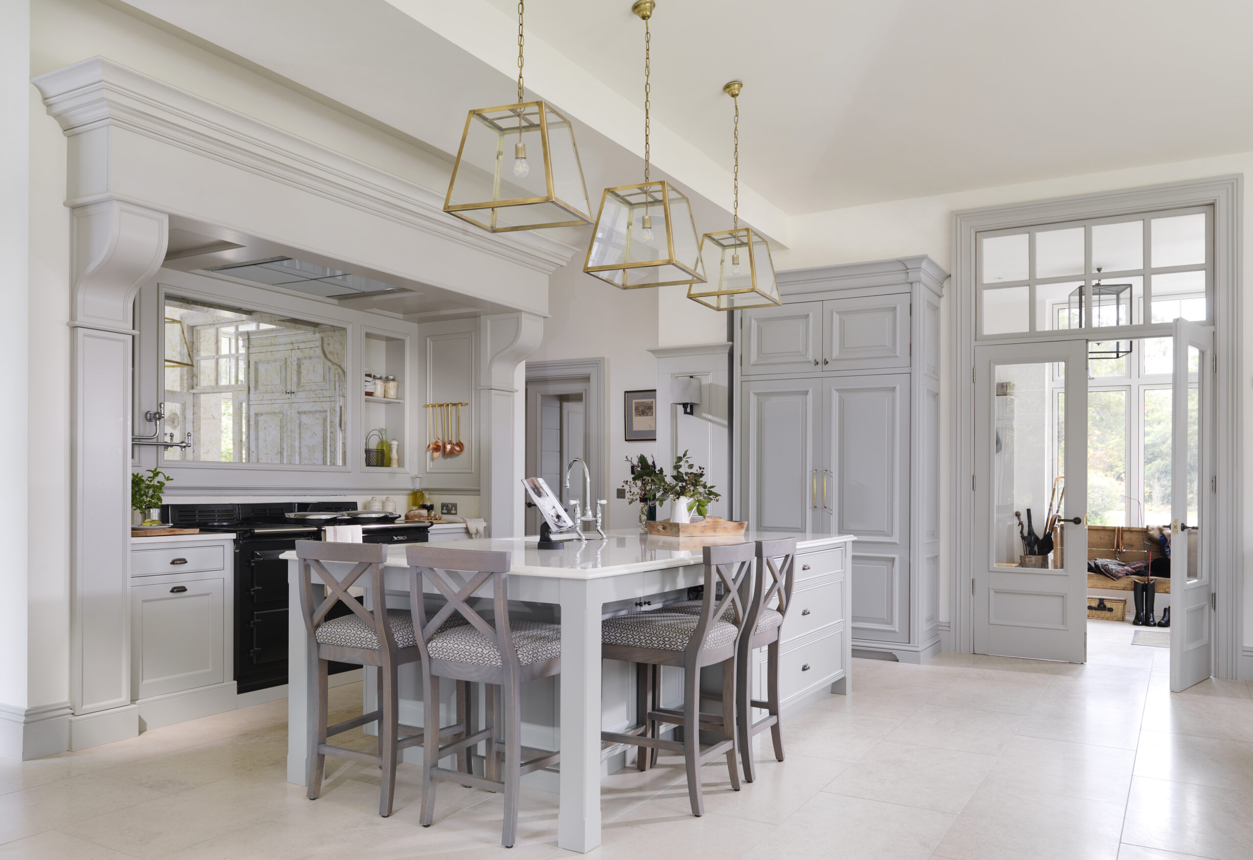 Andrew-Ryan_Bespoke-Kitchen-Grey003